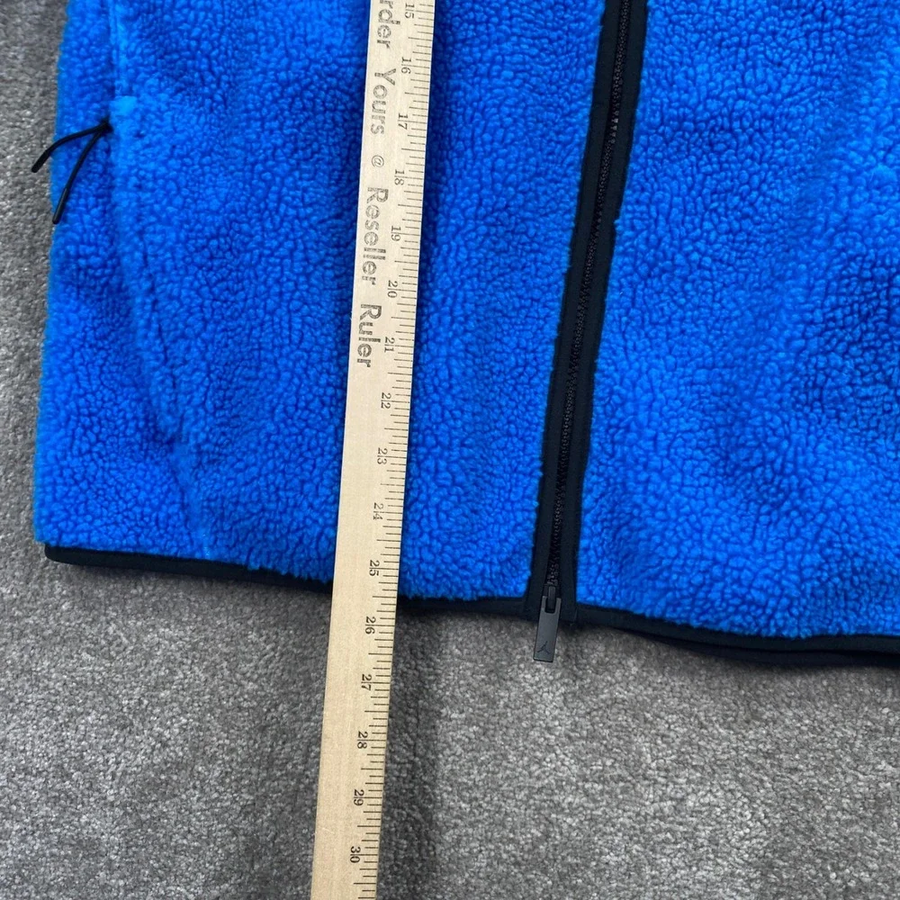 Jordan essentials sherpa